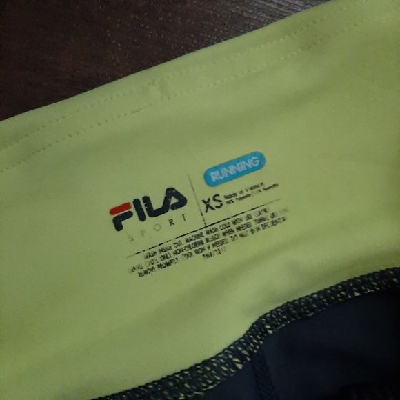 Fila Sport Running Capris Gray Yellow Size XS - Picture 6 of 6